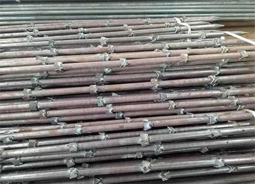 布拖隧道钢花管